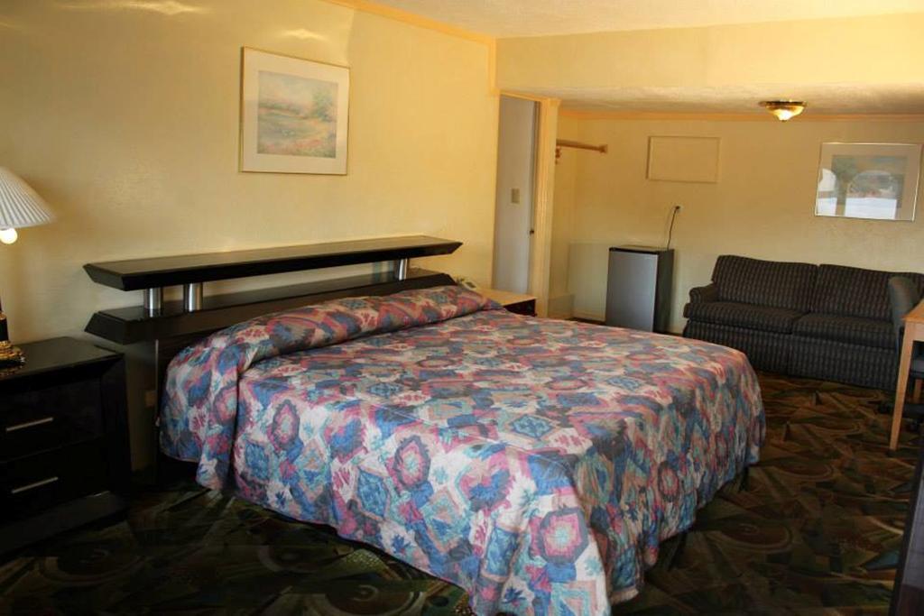 Presidential Inn And Suites Lyons Buitenkant foto