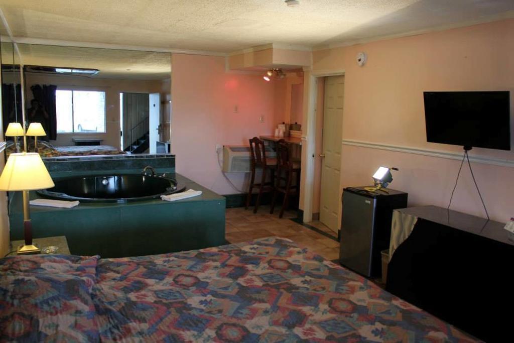 Presidential Inn And Suites Lyons Buitenkant foto
