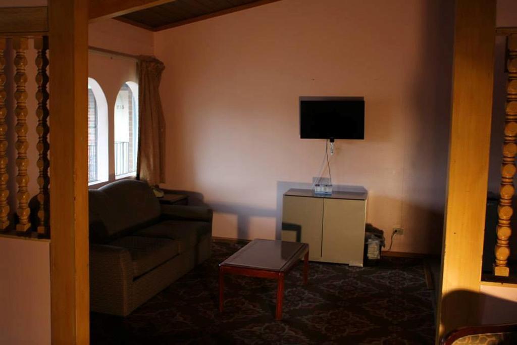 Presidential Inn And Suites Lyons Buitenkant foto